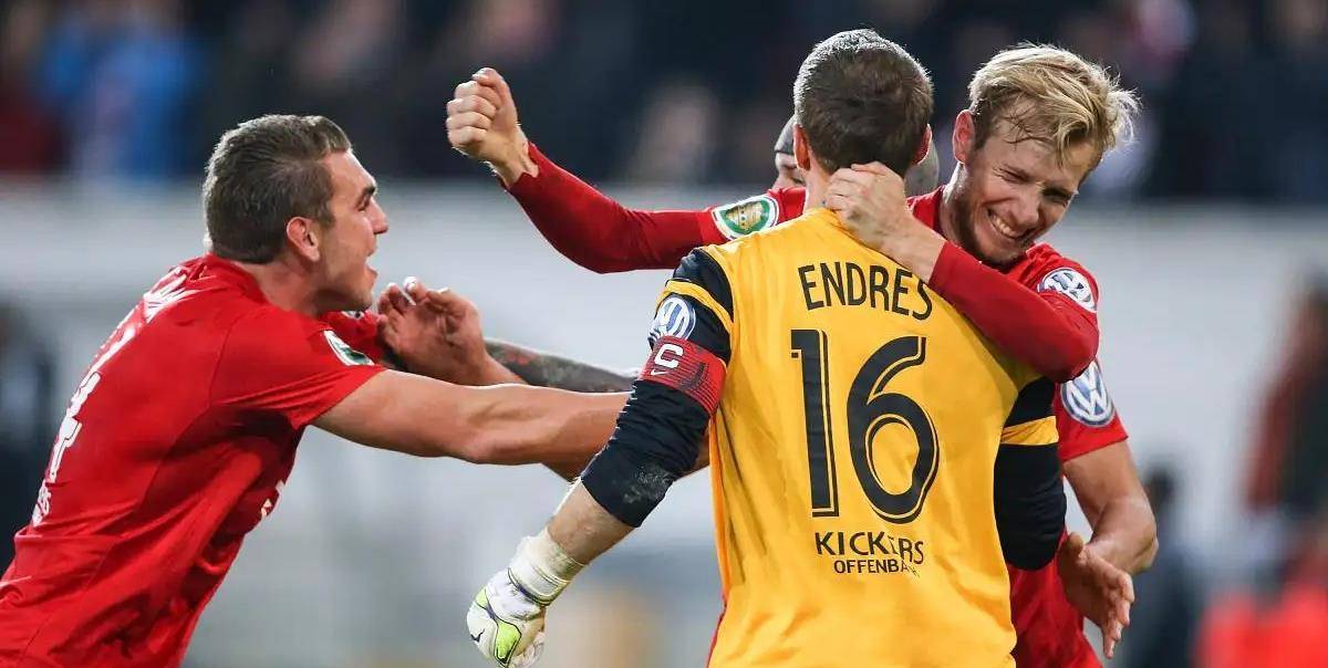 关于凯泽斯劳主场逆转，成功取得关键胜利！的信息